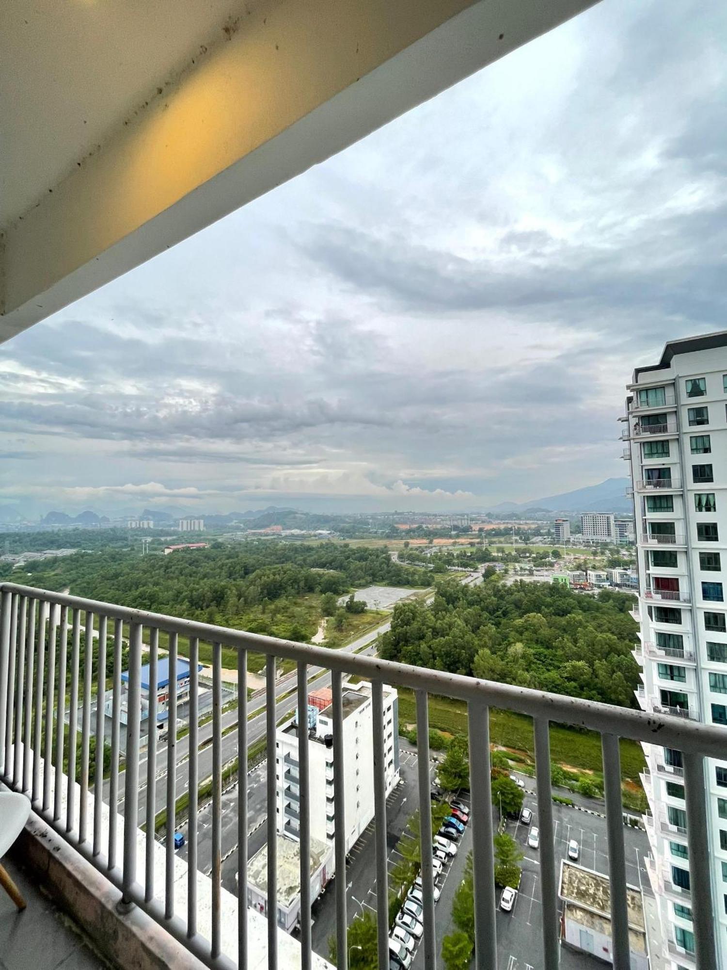 Casa Kayangan Meru Ipoh 3Br Allure -By Goswell Bagian luar foto